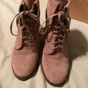 Lucky Tan Wedge Boot